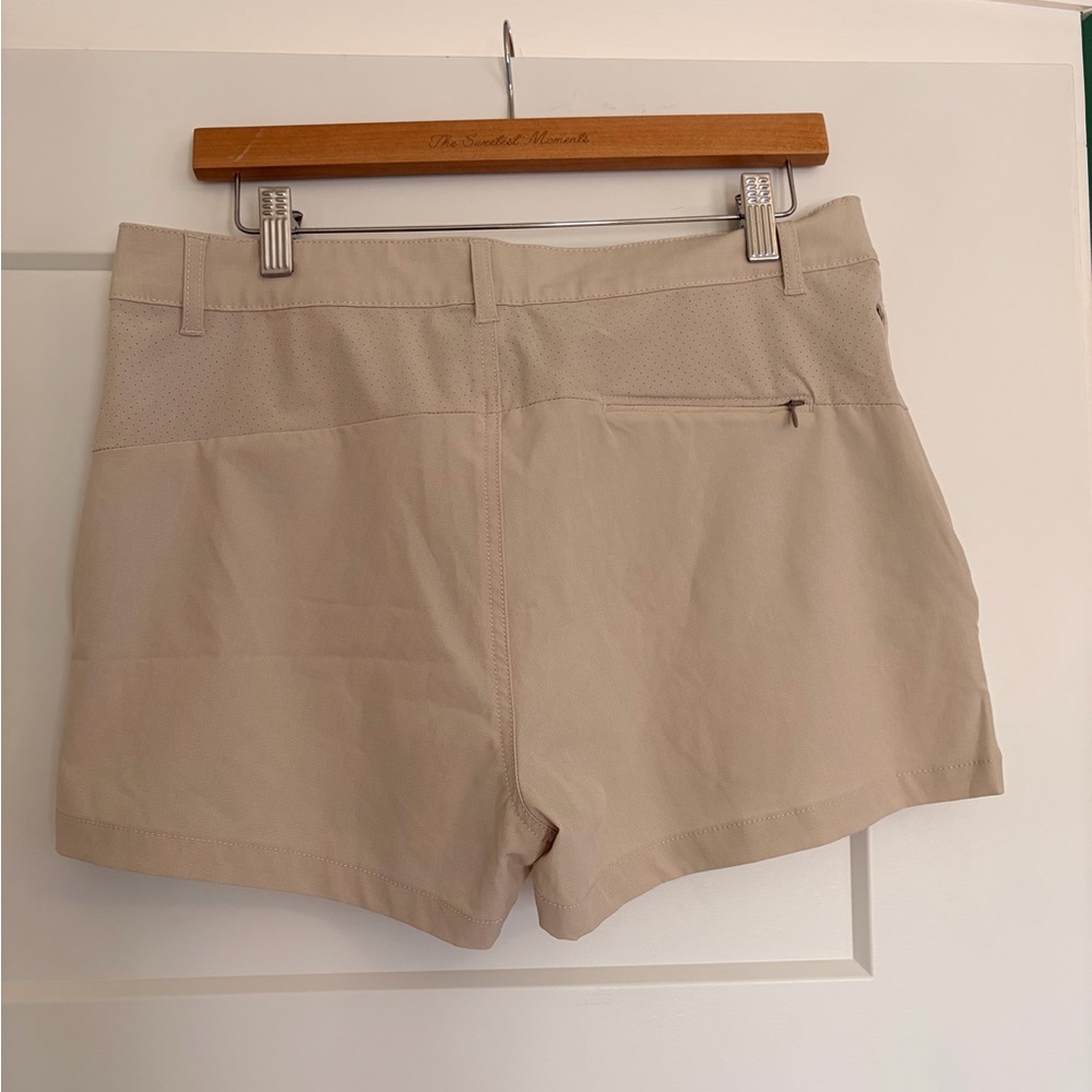 Huk Khaki Performance Shorts - Picture 3 of 6